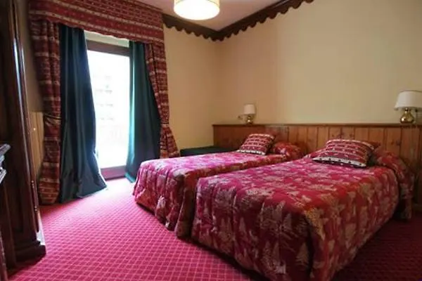 Ξενοδοχείο Jumeaux Breuil-Cervinia