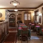 Jumeaux Готель 3*