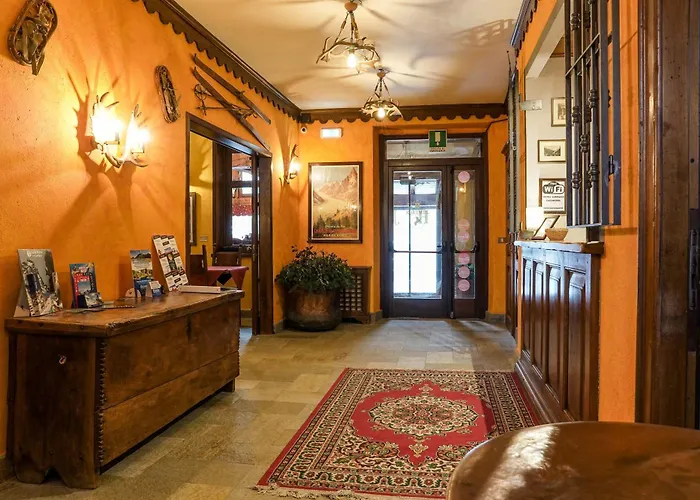 朱梅奥克斯酒店 酒店 3*